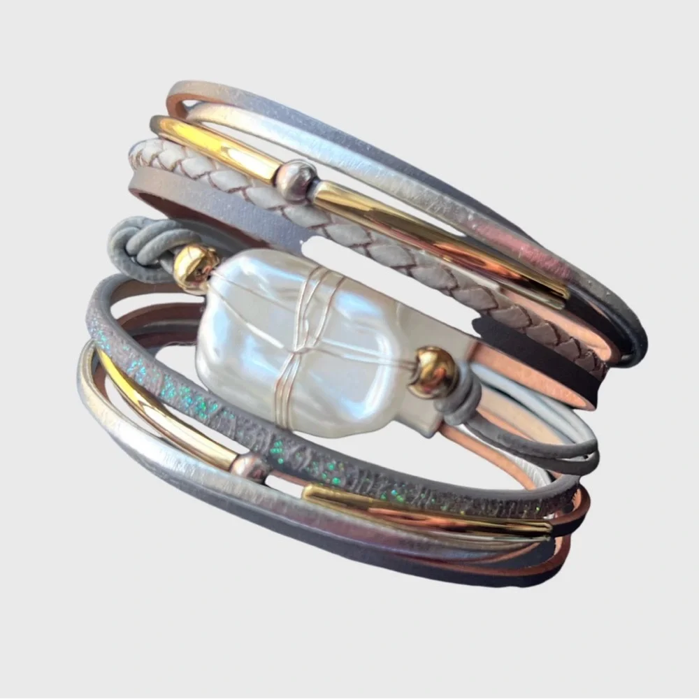 Elegant Multi-Layered Bracelet with Gold and Silver Accents - Picture 3 of 6